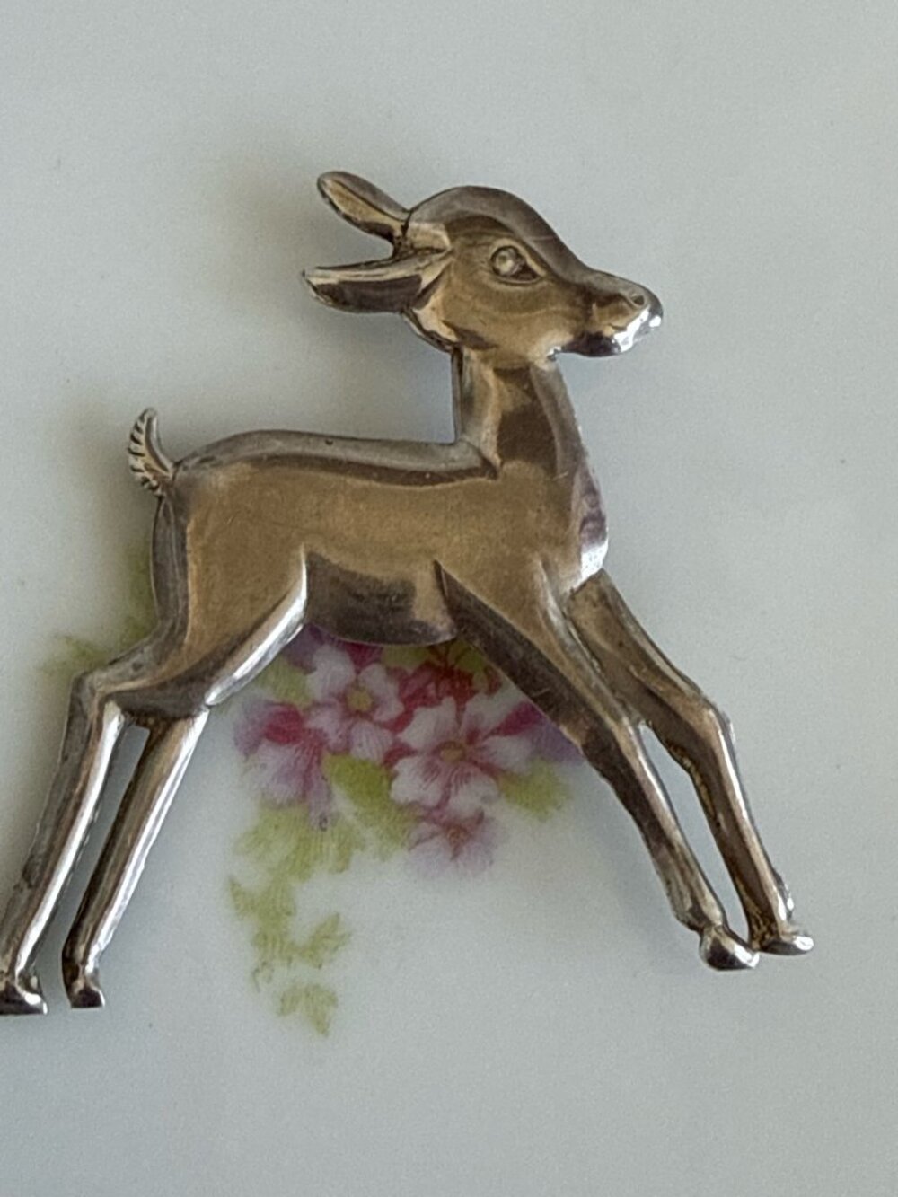 Vintage 1940's Sterling Silver Fawn Deer Brooch Pin - Picture 2 of 7